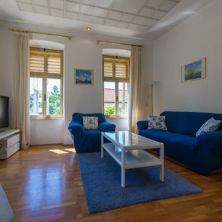 Mediterranes Nur 500 Meter Zum Mit Blick Auf Den Fluss Dubracina Apartament